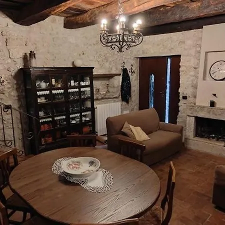 Apartment Le Rondinelle Castelnuovo Parano